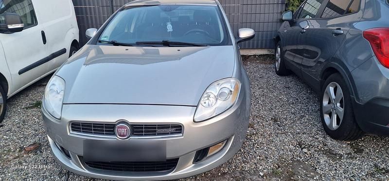 Gebraucht Fiat Bravo 2009 Gold Kleinwagen