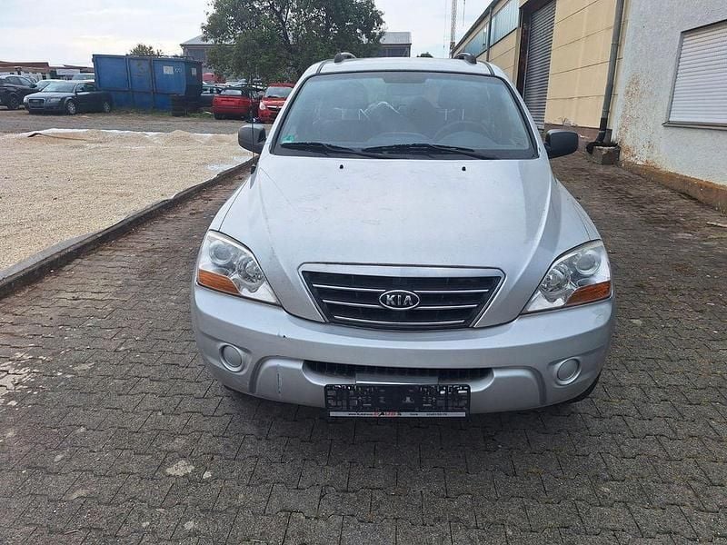 Silber Gebraucht 2009 Kia Sorento LX SUV | 1.850 € - Bild 1/4