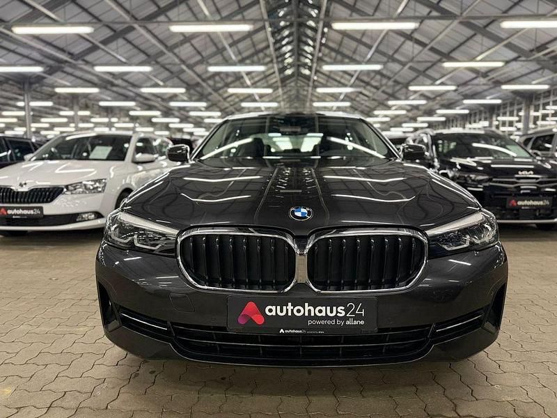 Gebraucht BMW 530 Performance 286 PS (210 kW) 2020 Grau Limousine