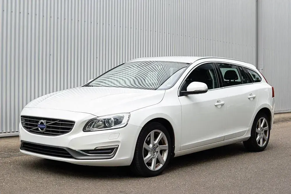 Gebraucht Volvo V60 114 PS (83 kW) 2013 Weiß Kombi