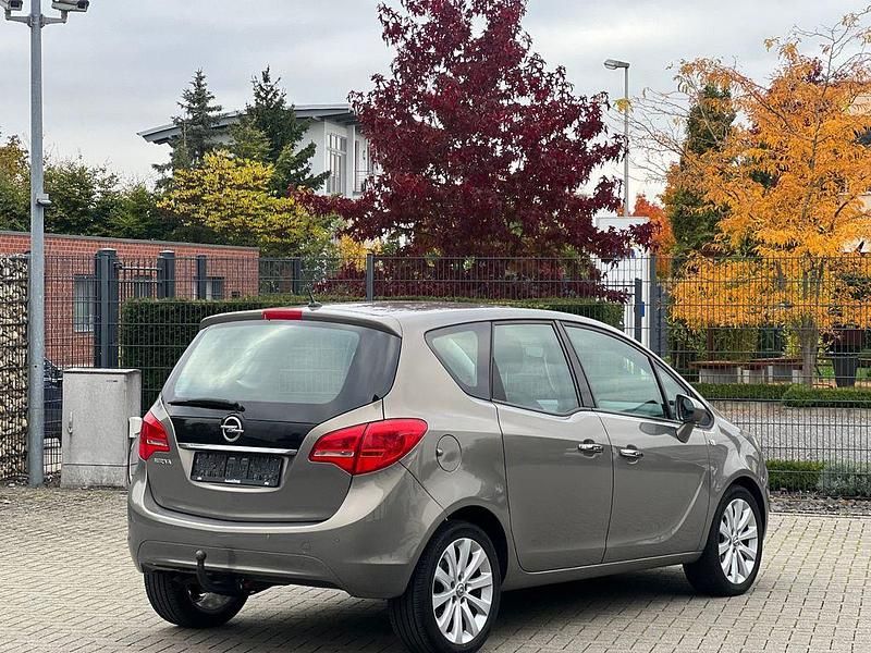 Gebraucht Opel Meriva Innovation 120 PS (88 kW) 2012 Braun Van / Kleinbus