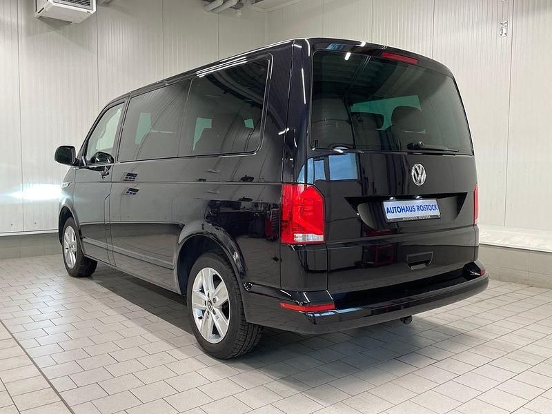 Gebraucht VW Multivan Comfortline 150 PS (110 kW) 2022 Schwarz Van