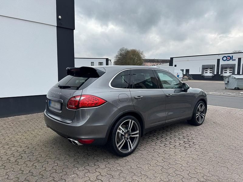 Gebraucht Porsche Cayenne 245 PS (180 kW) 2014 Grau SUV