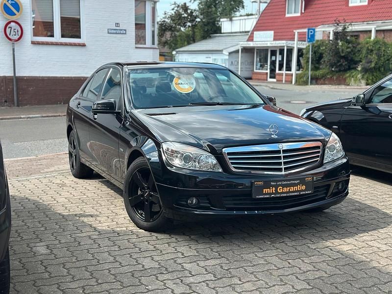 Schwarz Gebraucht 2011 Mercedes C220 Elegance Limousine | 9.590 € (Guter Preis) - Bild 1/4