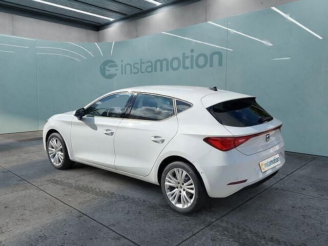 Gebraucht Seat Leon Style 150 PS (110 kW) 2024 Weiß Limousine