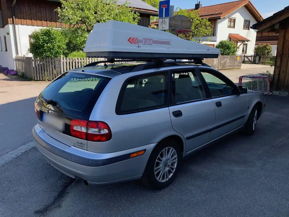 Gebraucht Volvo V40 122 PS (89 kW) 2004 Silber Kombi