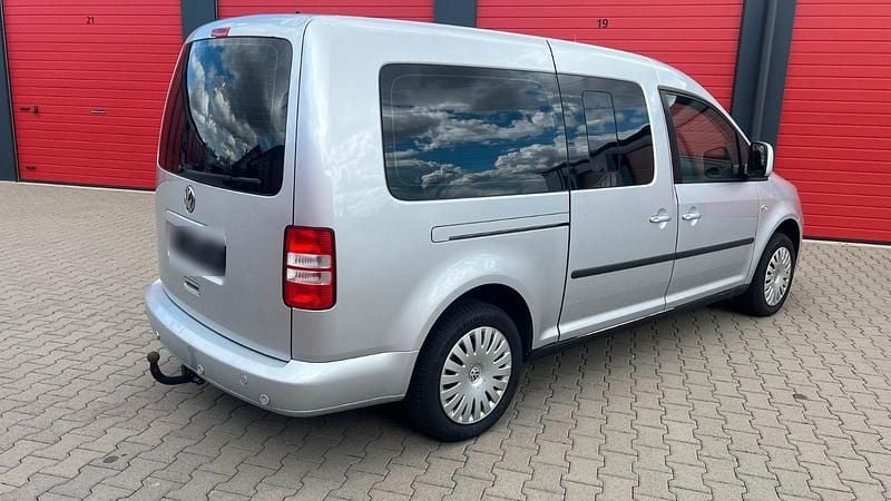 Gebraucht VW Caddy Maxi 140 PS (102 kW) 2012 Grau Van / Kleinbus