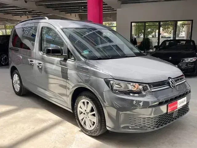 Gebraucht VW Caddy Life 122 PS (89 kW) 2023 Andere Van / Kleinbus