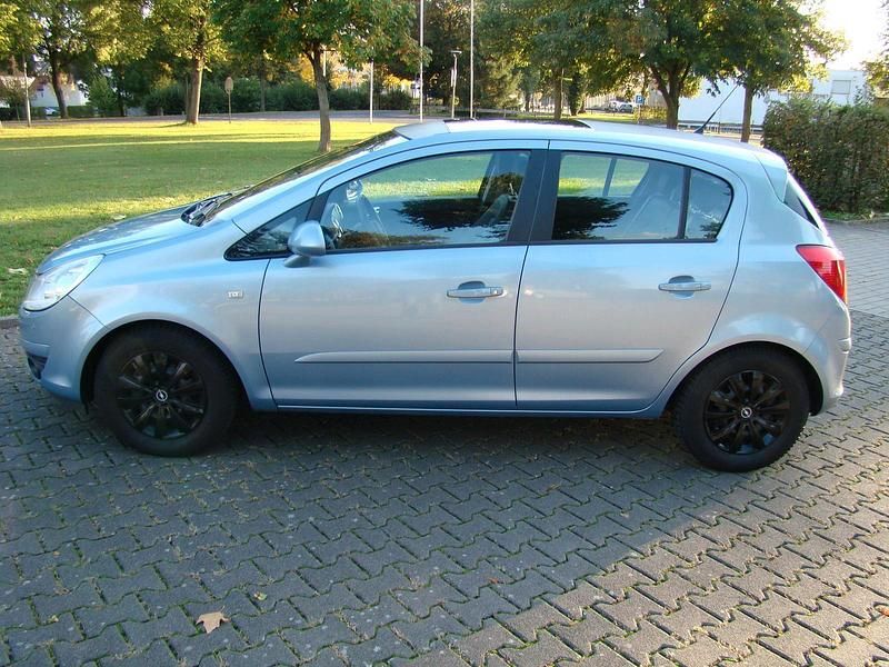 Gebraucht Opel Corsa 90 PS (66 kW) 2008 Blau Kleinwagen