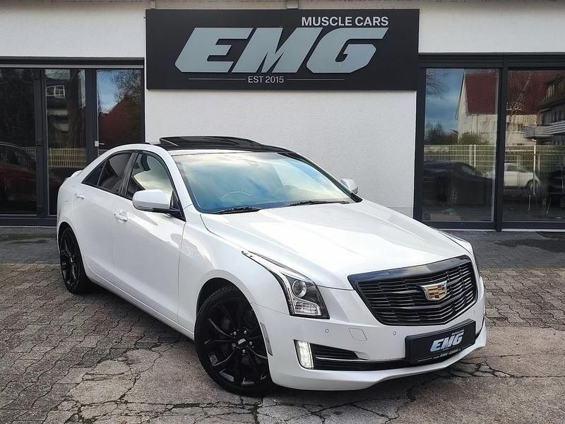 Weiß Gebraucht 2018 Cadillac ATS Limousine | 18.490 € - Bild 1/4