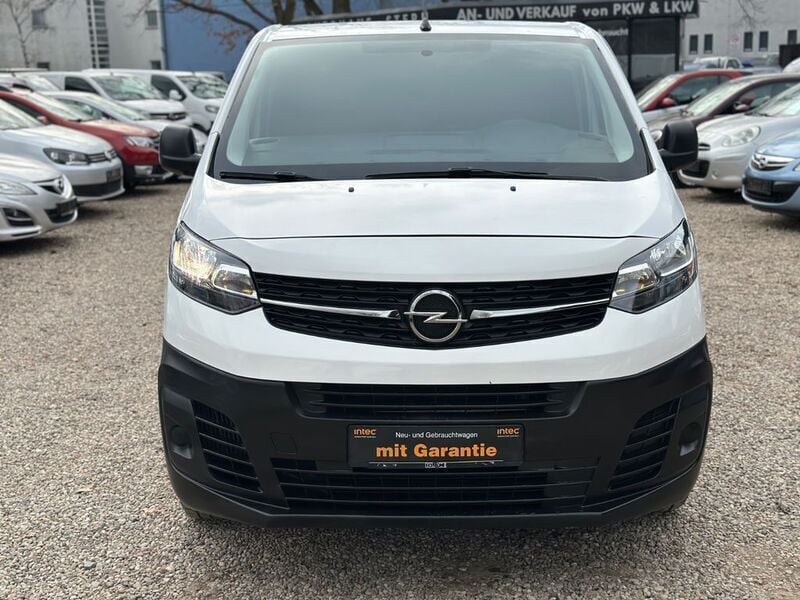 Gebraucht Opel Vivaro-e Combi Selection 102 PS (75 kW) 2019 Weiß Van / Kleinbus