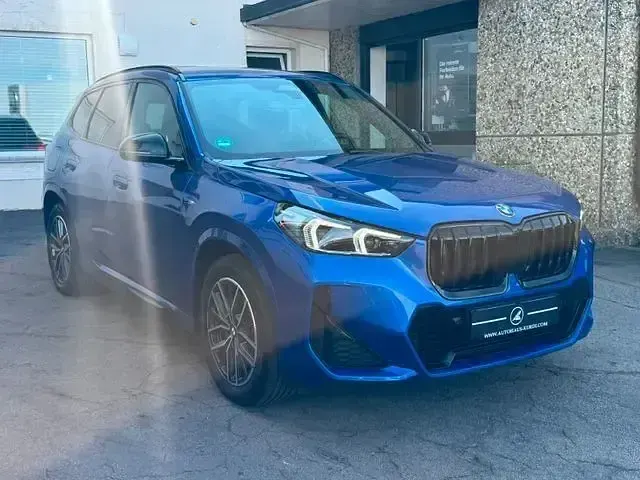 Gebraucht BMW X1 M Sport 211 PS (155 kW) 2024 Blau SUV