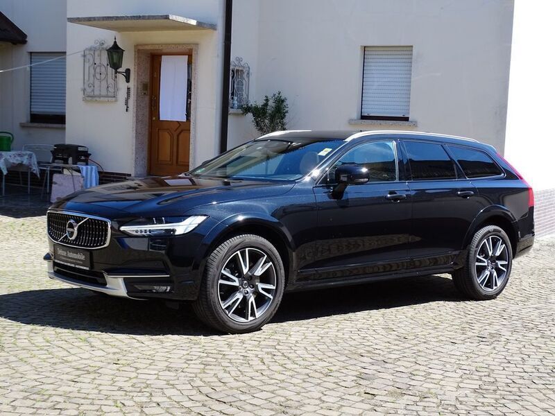 Gebraucht Volvo V90 CC Pro 235 PS (172 kW) 2019 Schwarz Kombi