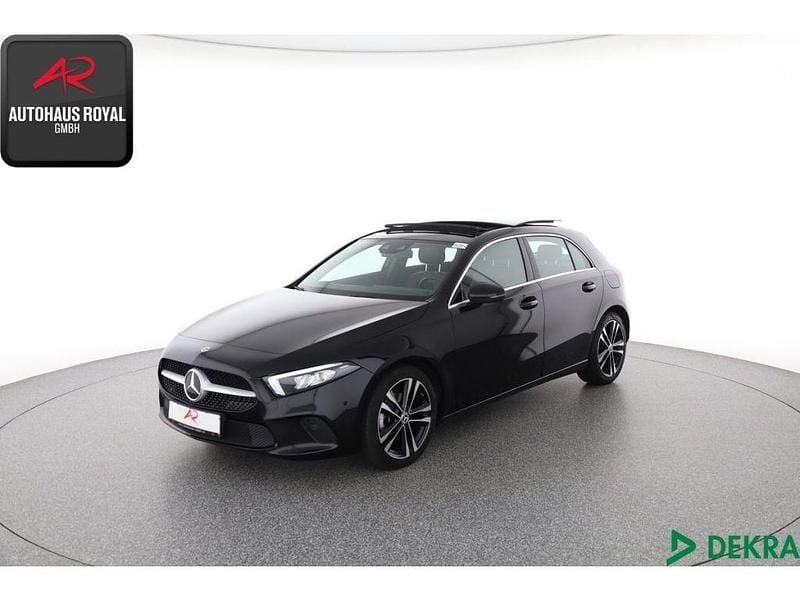 Schwarz Gebraucht 2019 Mercedes A180 Limousine | 24.879 € (Fairer Preis) - Bild 1/4