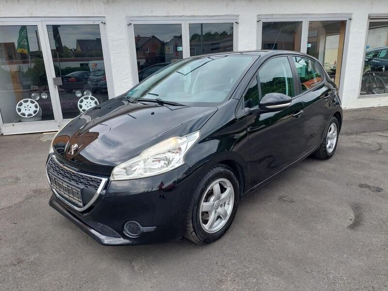 Schwarz Gebraucht 2015 Peugeot 208 Kleinwagen | 3.250 € (Superpreis) - Bild 1/4