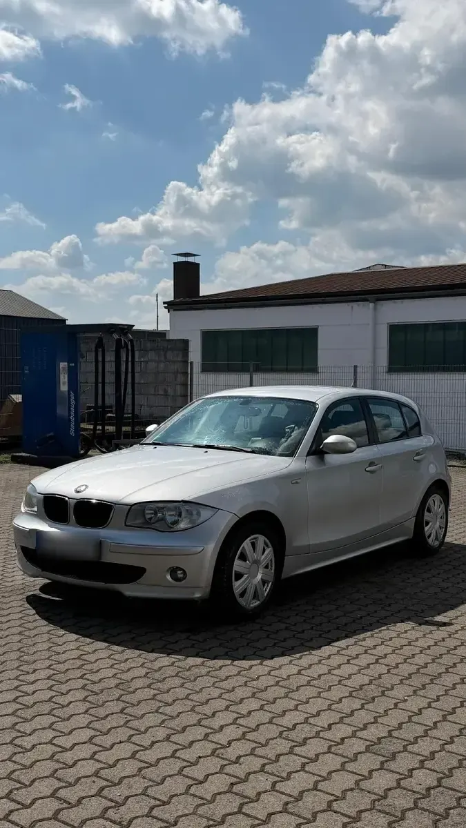 Gebraucht BMW 120 163 PS (119 kW) 2005 Silber Kleinwagen