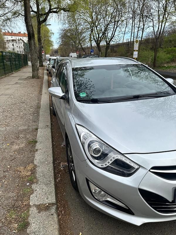 Gebraucht Hyundai i40 136 PS (100 kW) 2012 Silber Kombi