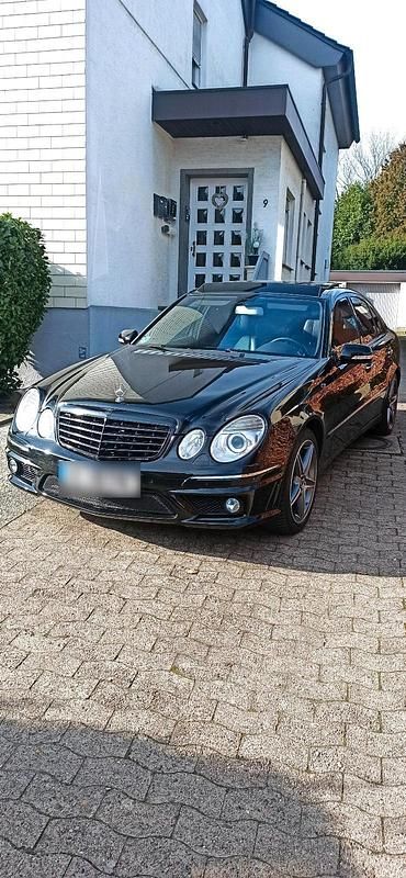 Gebraucht Mercedes E320 Avantgarde 224 PS (164 kW) 2006 Schwarz Limousine