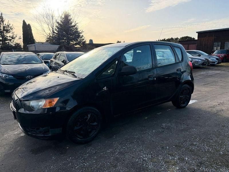 Gebraucht Mitsubishi Colt Inform 75 PS (55 kW) 2009 Schwarz Kleinwagen
