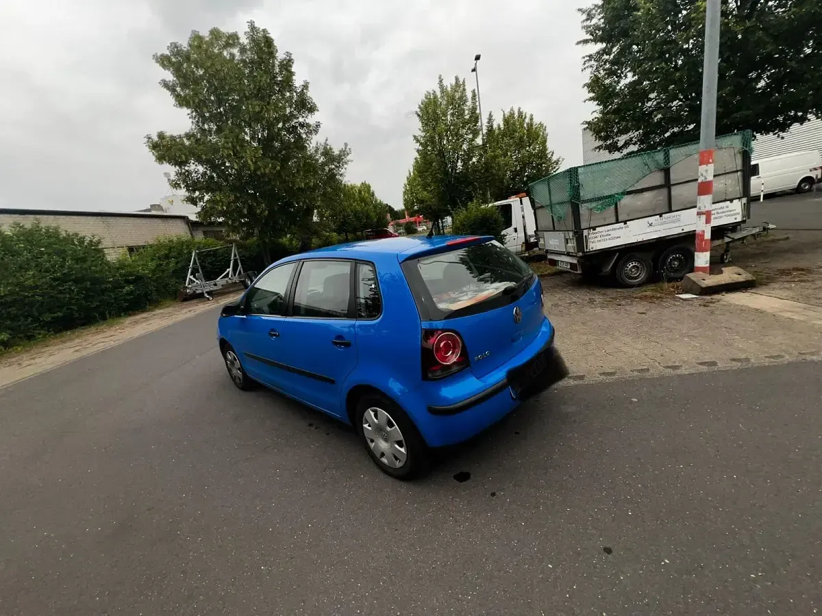 Gebraucht VW Polo 60 PS (44 kW) 2008 Blau Kleinwagen
