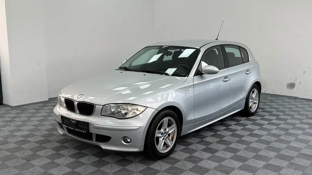 Gebraucht BMW 116 116 PS (85 kW) 2005 Silber Kleinwagen