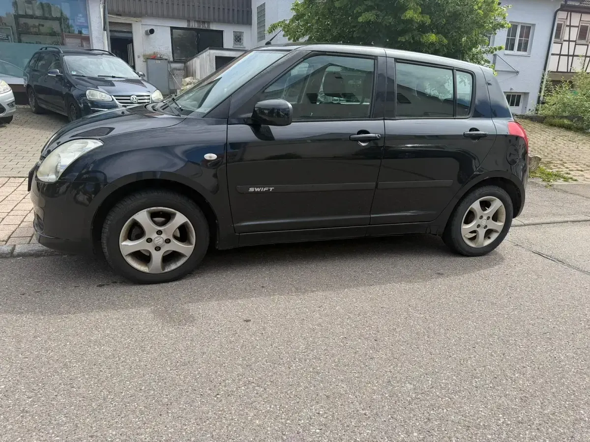 Gebraucht Suzuki Swift 95 PS (69 kW) 2006 Schwarz Kleinwagen