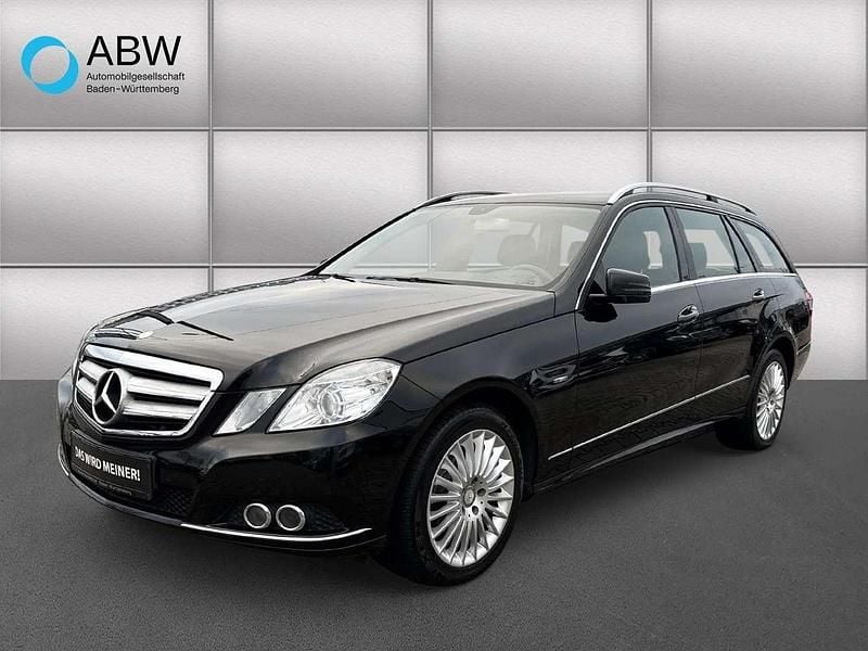 Second-hand Mercedes E200 184 CP (135 kW) 2010 Negru Break