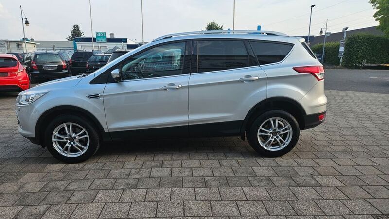 Silber Gebraucht 2015 Ford Kuga Trend SUV | 7.950 € (Guter Preis) - Bild 1/4