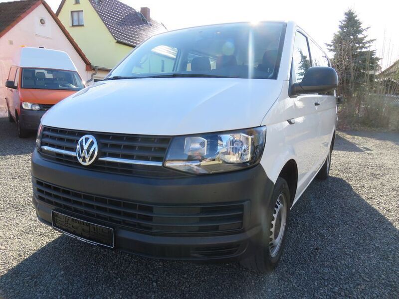Weiß Gebraucht 2016 VW T6 Van | 23.950 € - Bild 1/4