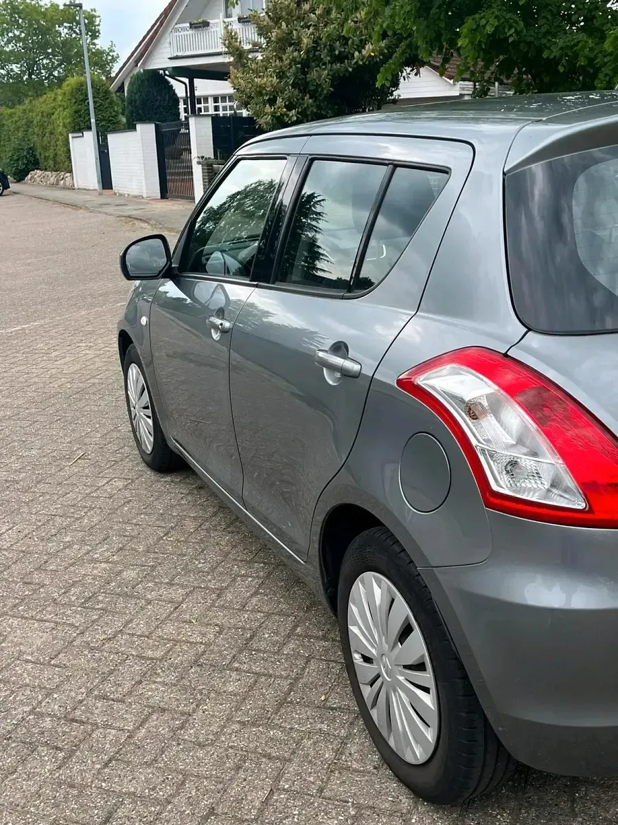 Occasion Suzuki Swift 94 ch (69 kW) 2015 Gris Citadine