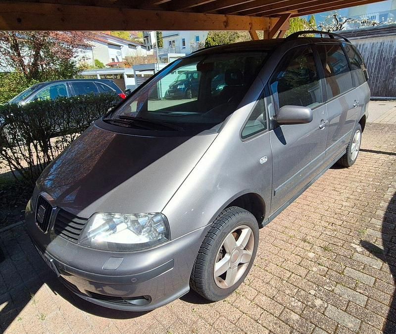 Gebraucht Seat Alhambra Reference 150 PS (110 kW) 2007 Braun Van / Kleinbus