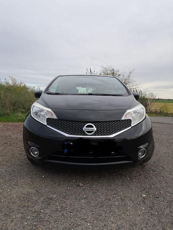 Schwarz Gebraucht 2014 Nissan Note Tekna Van / Kleinbus | 4.550 € (Fairer Preis) - Bild 1/4