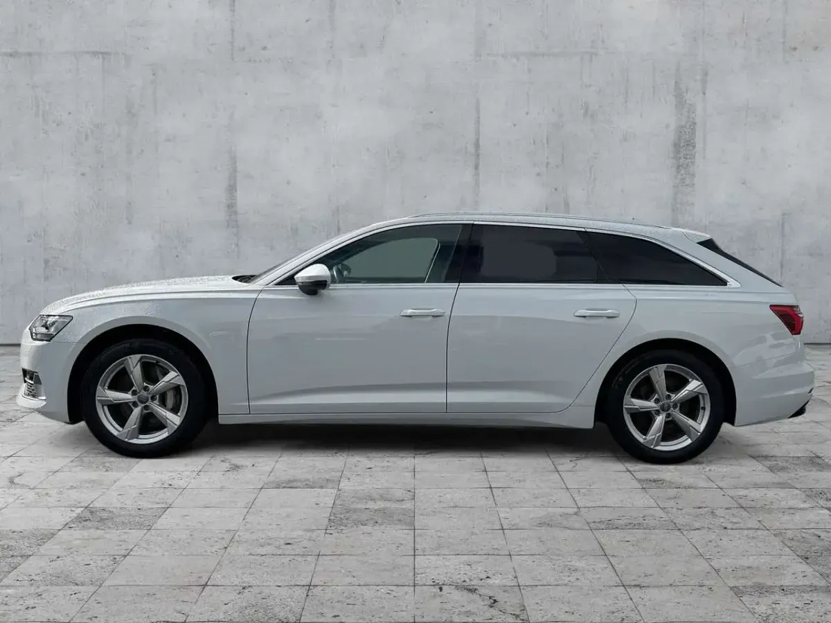 Gebraucht Audi A6 Sport 231 PS (169 kW) 2018 Gletscherweiß metallic Kombi
