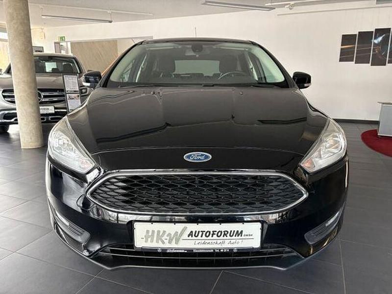 Gebraucht Ford Focus Business Edition 125 PS (91 kW) 2016 Schwarz Limousine