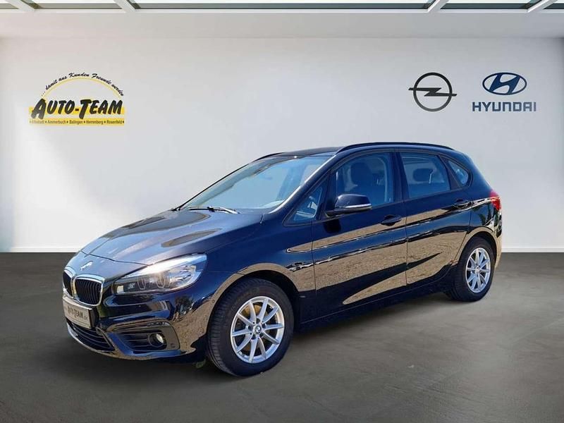 Saphirschwarz metallic Gebraucht 2018 BMW 220 Active Tourer Advantage Van / Kleinbus | 17.450 € (Fairer Preis) - Bild 1/4