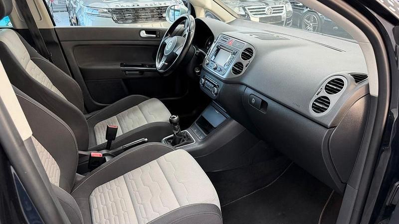 Gebraucht VW Golf Plus Cross 105 PS (77 kW) 2010 Schwarz Van / Kleinbus