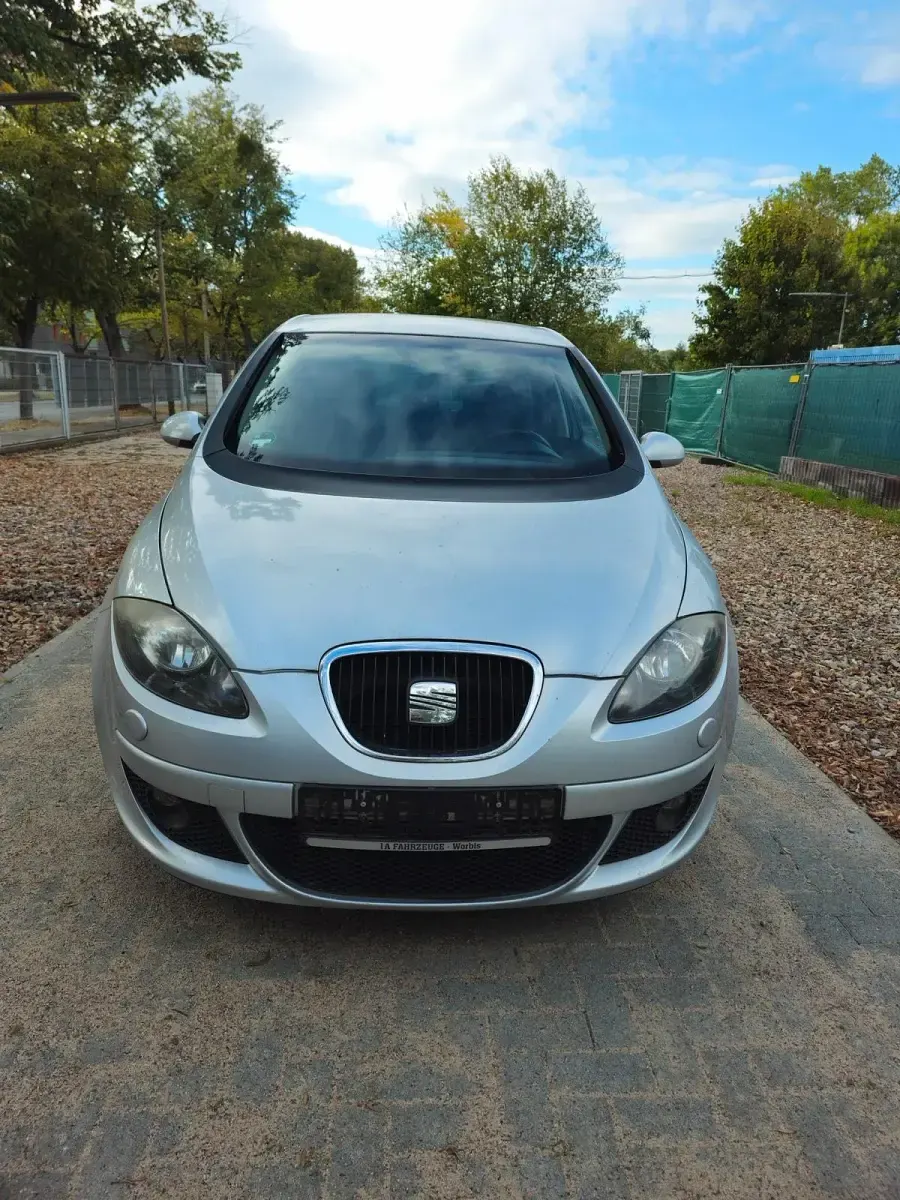 Occasion Seat Altea 150 ch (110 kW) 2005 Argent Monospace