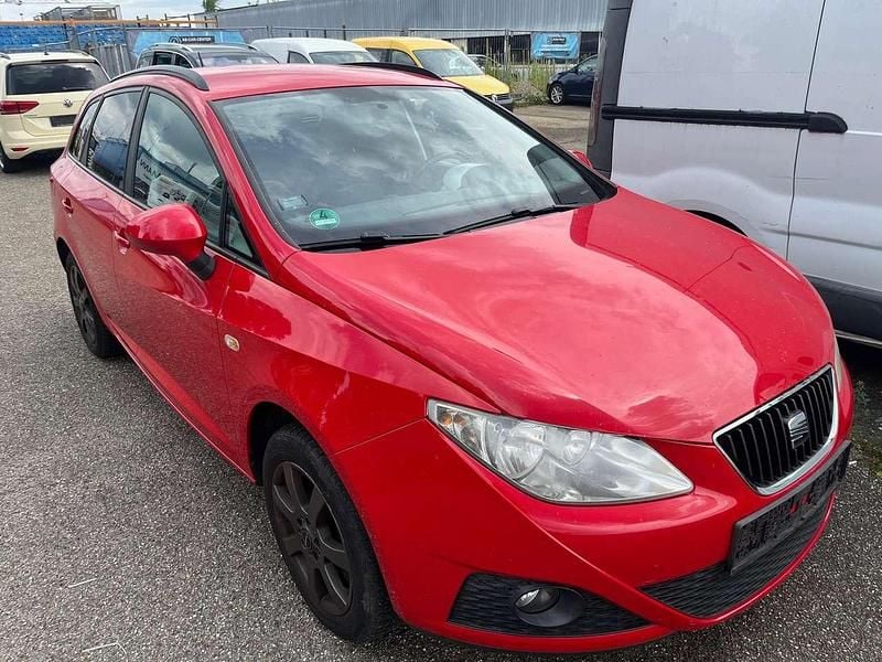 Rojo emocion Gebraucht 2011 Seat Ibiza ST Style Kombi | 2.499 € (Guter Preis) - Bild 1/4