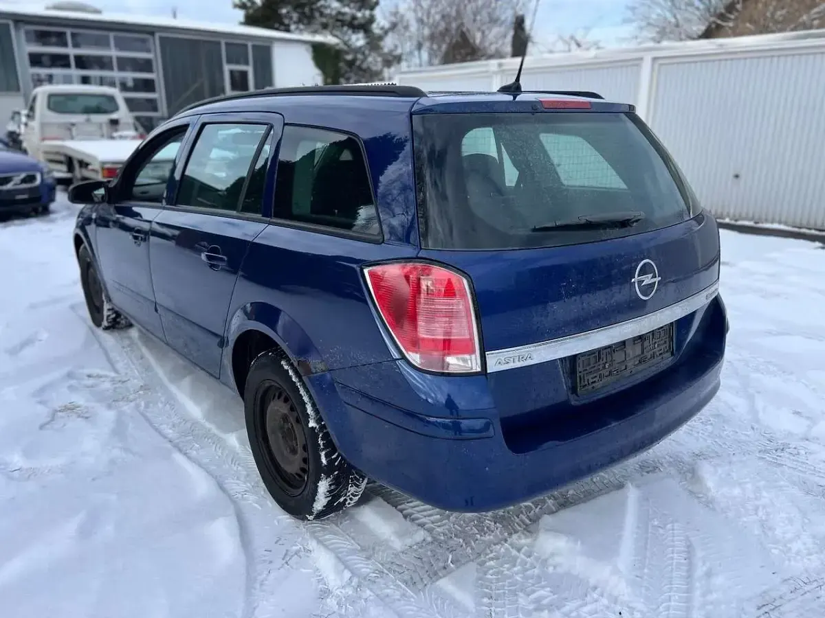 Brugt Opel Astra Edition+ 105 HK (77 kW) 2006 Blå Stationcar