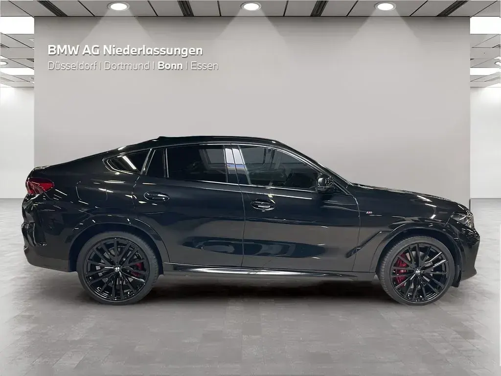 Gebraucht BMW X6 M50 Performance 530 PS (389 kW) 2023 Schwarz SUV