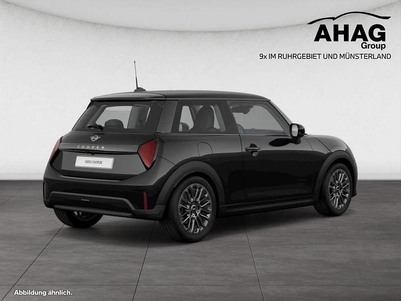 Gebraucht Mini Cooper 114 kW (156 PS) 2025 Andere Kleinwagen