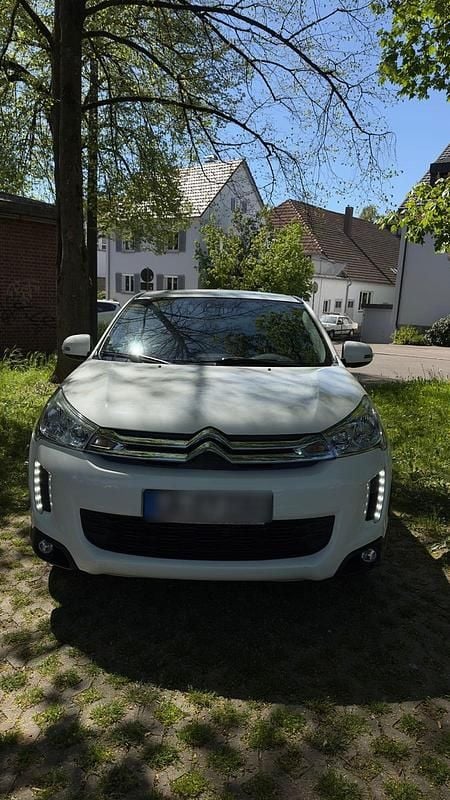 Gebraucht Citroën C4 114 PS (83 kW) 2014 Weiß SUV