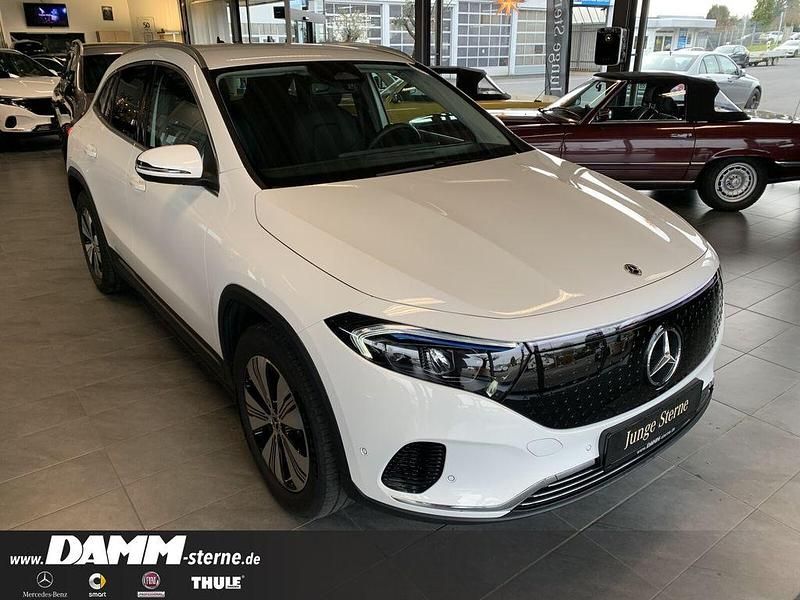 Gebraucht Mercedes EQA300 Progressive 167 kW (228 PS) 2024 Polarweiß SUV