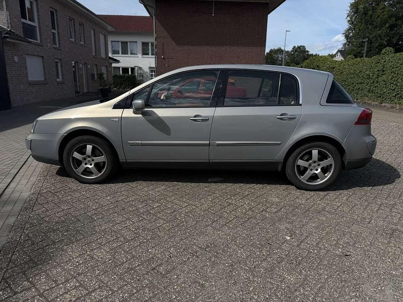 Gebraucht Renault Vel Satis Initiale 177 PS (130 kW) 2002 Silber Kleinwagen