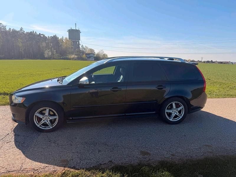 Usado Volvo V50 R-Design 150 CV (110 kW) 2012 Negro Familiar