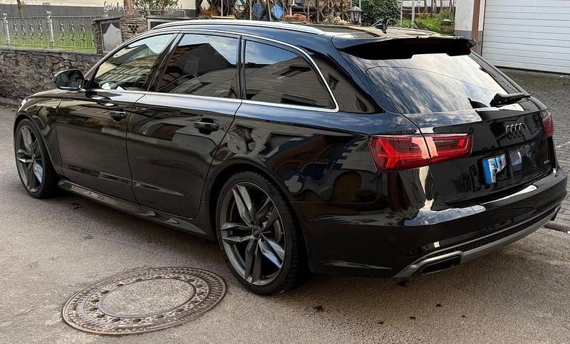 Gebraucht Audi A6 Ambiente 272 PS (200 kW) 2015 Schwarz Kombi