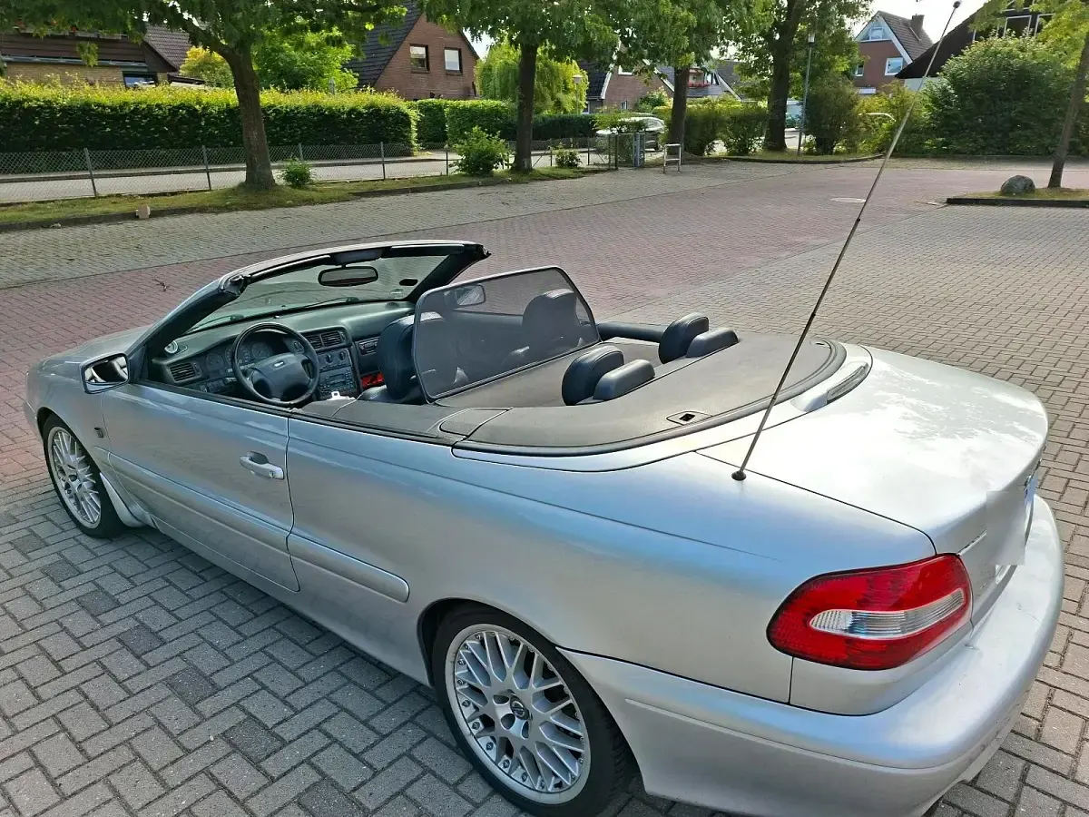 Gebraucht Volvo C70 163 PS (119 kW) 2000 Silber Cabrio