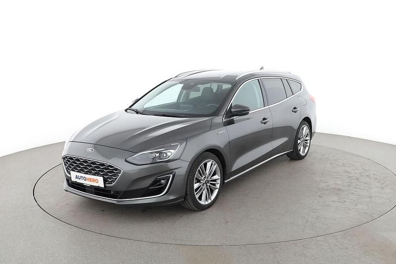 Grau Gebraucht 2020 Ford Focus Vignale Kombi | 18.890 € (Fairer Preis) - Bild 1/3