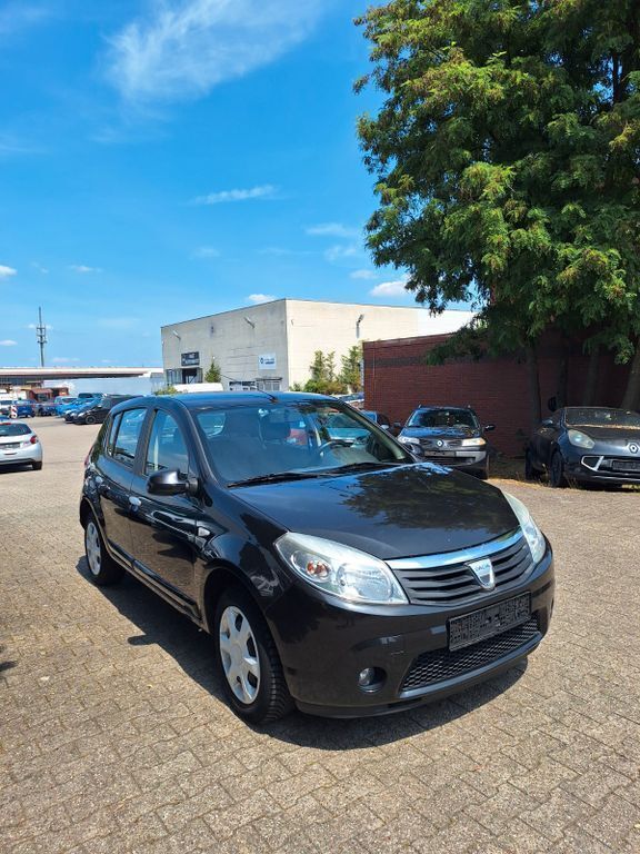 Gebraucht 2009 Dacia Sandero Lauréate Kleinwagen | 1.899 € (Fairer Preis) - Bild 1/4