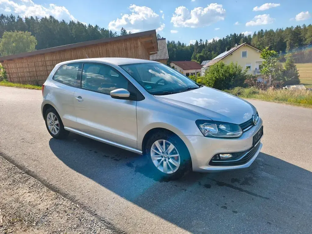 Gebraucht VW Polo Comfortline 75 PS (55 kW) 2014 Silber Kleinwagen